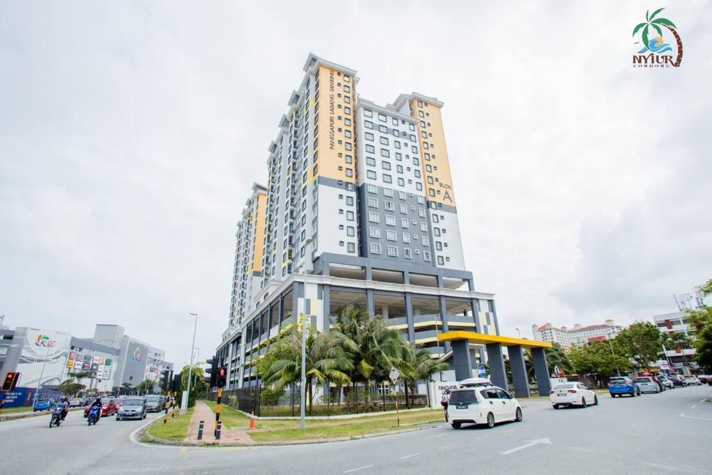 New Drawbridge Condo With Seaview And Pool Kuala Terengganu Exterior foto